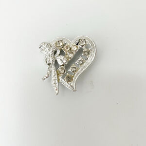 Vintage Silver Toned Heart Brooch w/ Rhinestones